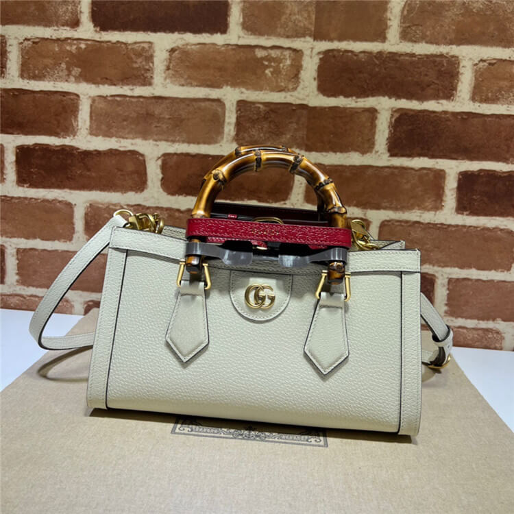Replica Gucci Diana Small Shoulder Bag 735153 DJ24T 9058 (2)