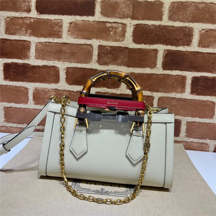 Replica Gucci Diana Small Shoulder Bag 735153 DJ24T 9058 (4)