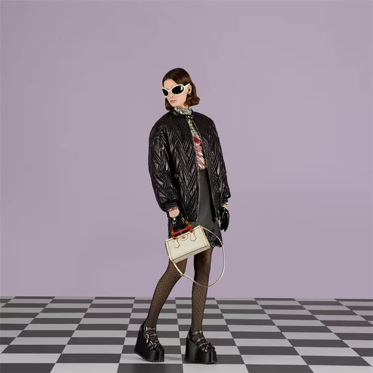 Replica Gucci Diana Small Shoulder Bag 735153 DJ24T 9058 (7)