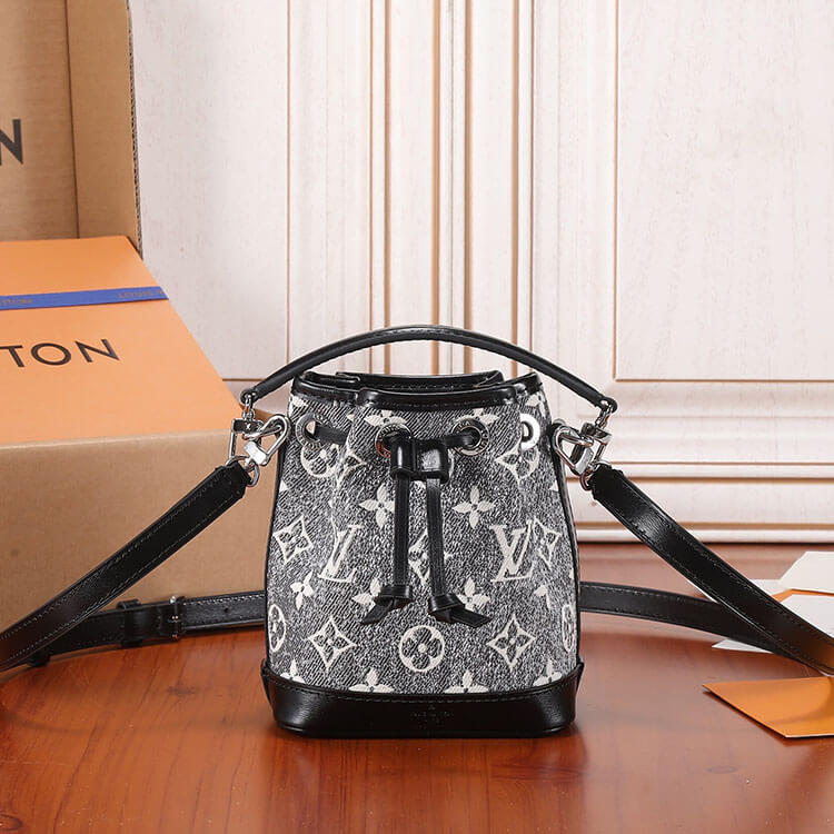 Replica LV Nano Noe M46449 (2)
