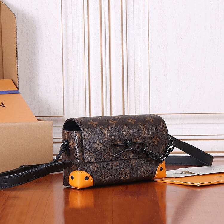Replica LV Steamer Wearable Wallet M82534 (3)