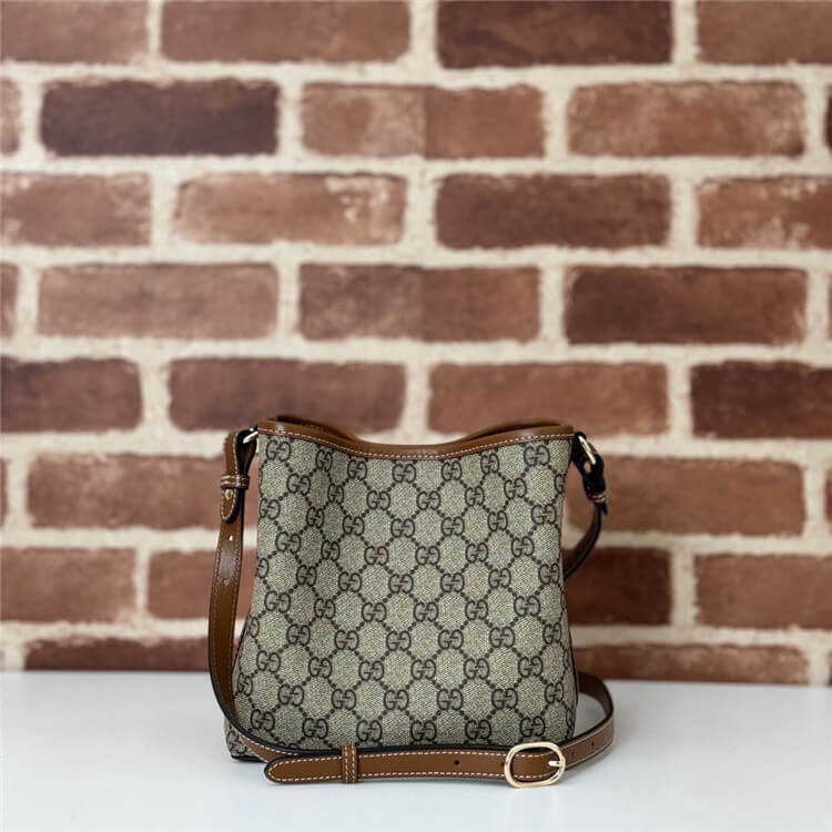 Replica Gucci GG Emblem Mini Bucket Bag 815118 FAD6L 9758 (4)
