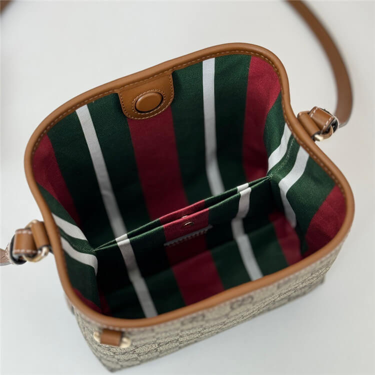 Replica Gucci GG Emblem Mini Bucket Bag 815118 FAD6L 9758 (6)