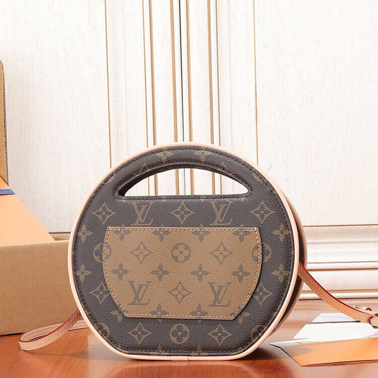 Replica LV Around Me PM M47117 (4)