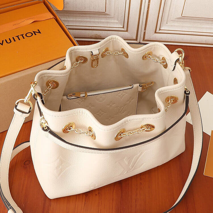 Replica LV Bundle M25452 (6)
