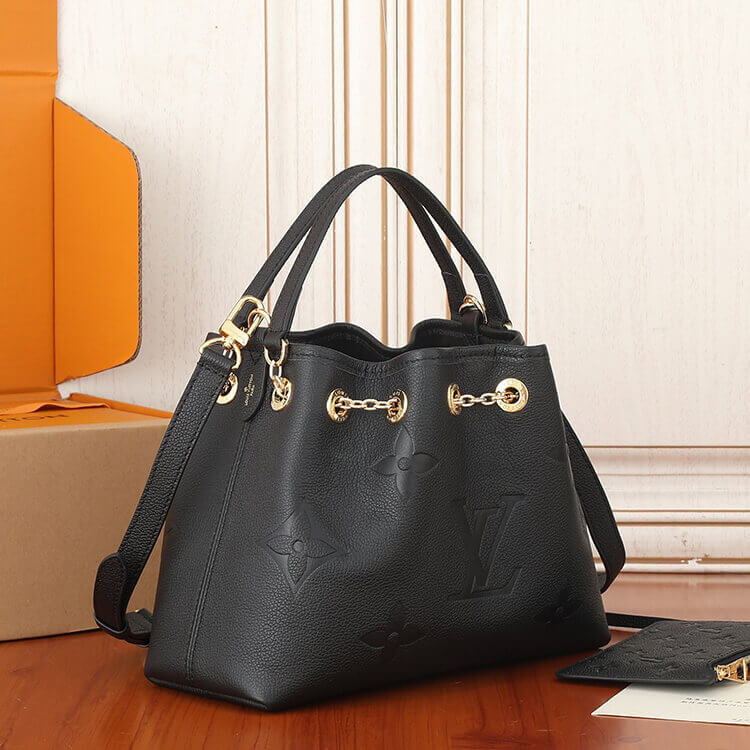 Replica LV Bundle M47209 (3)