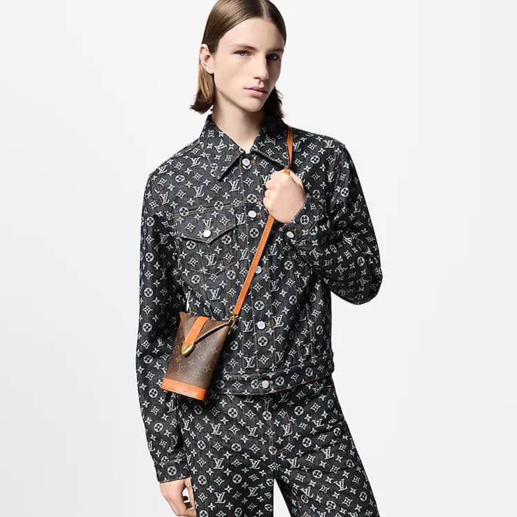 Replica LV Envelope Pouch M11629 (8)