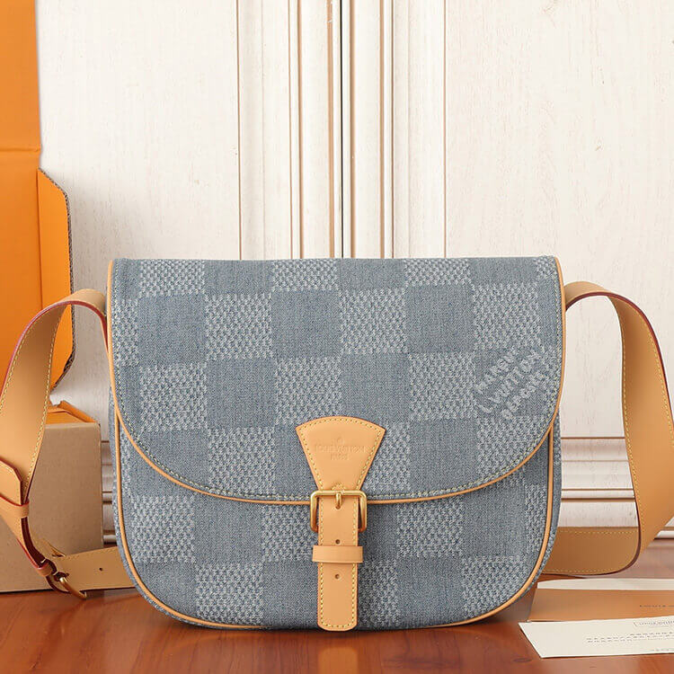 Replica LV Montsouris Messenger MM N40743 (2)