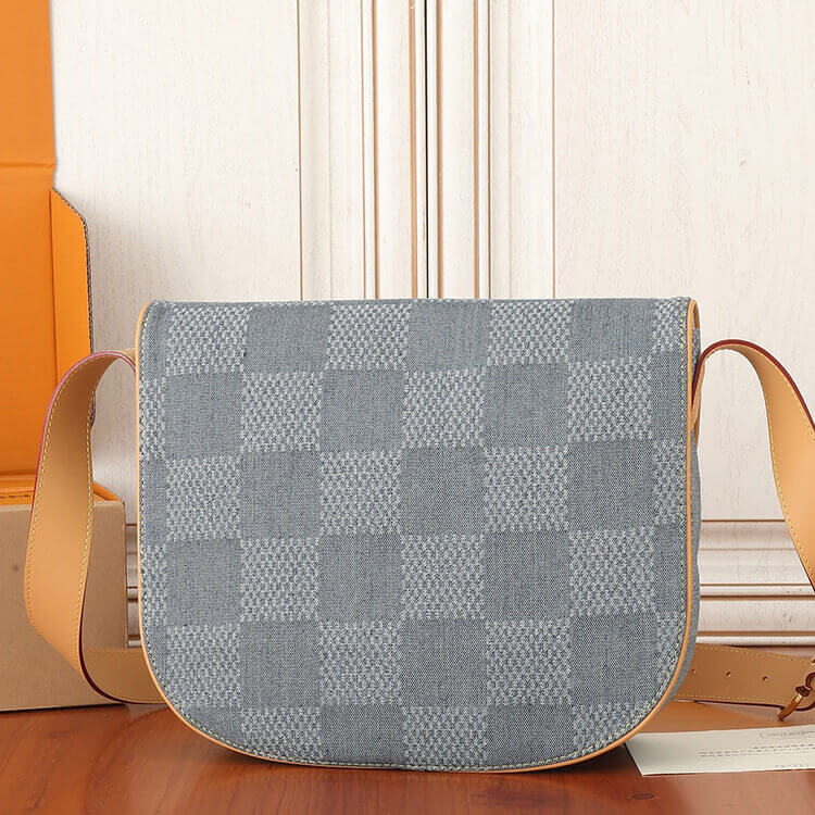 Replica LV Montsouris Messenger MM N40743 (4)