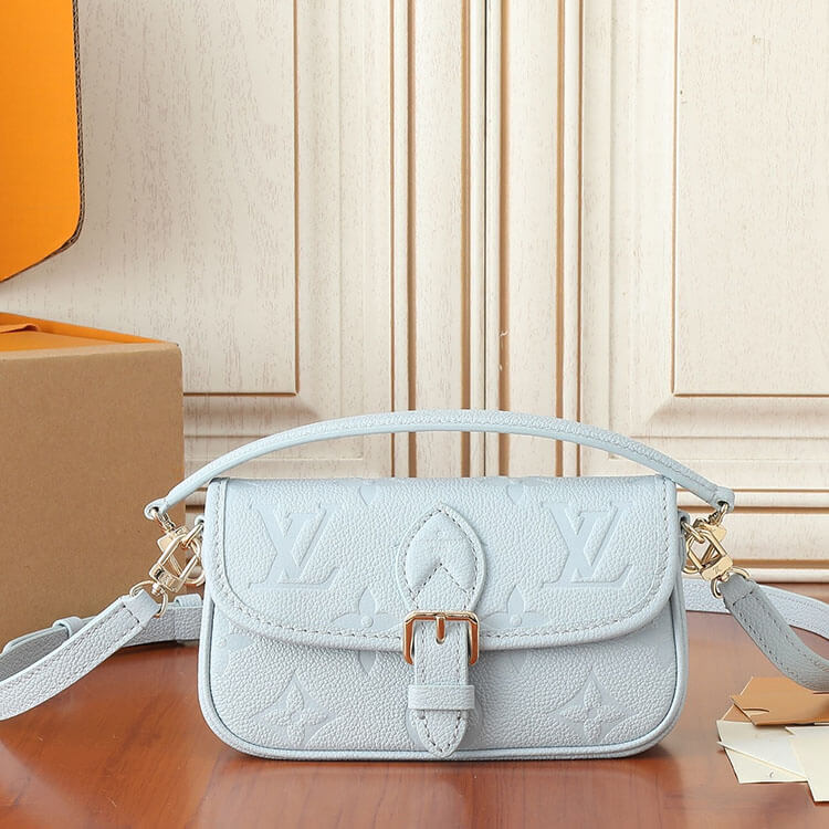 Replica LV Nano Diane M83592 (2)