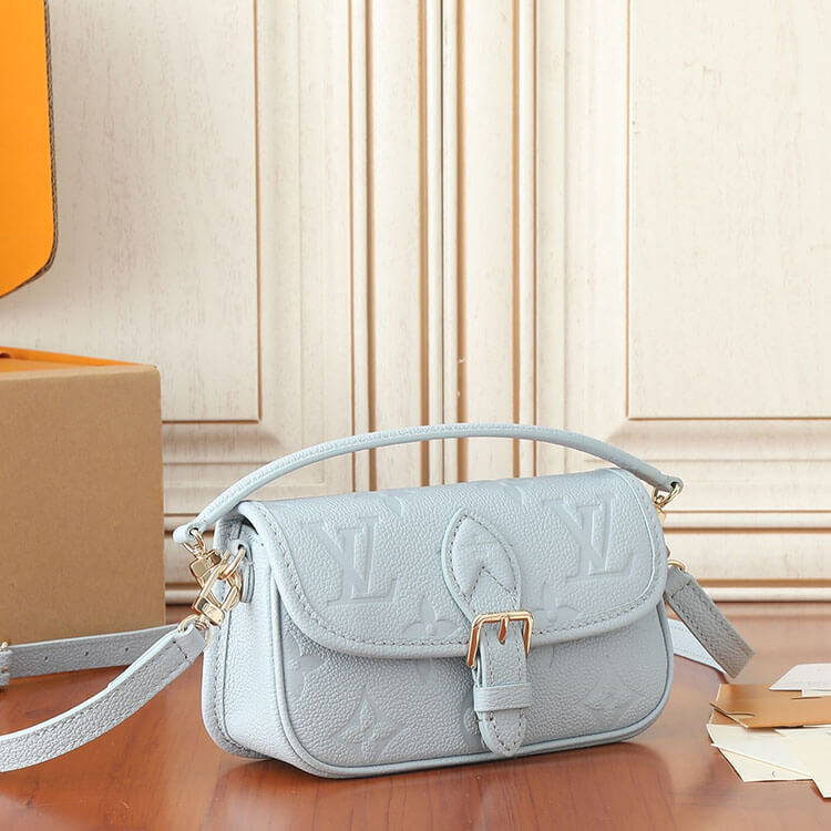 Replica LV Nano Diane M83592 (3)