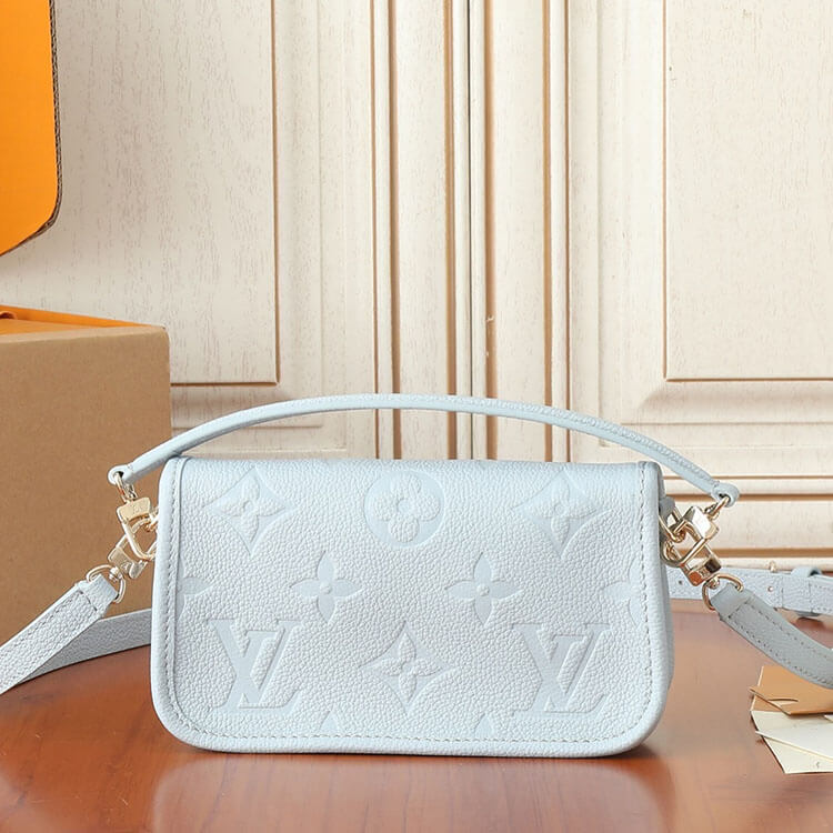 Replica LV Nano Diane M83592 (4)