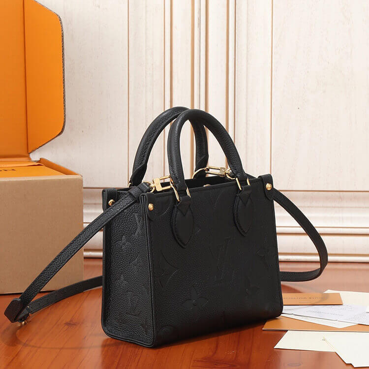Replica LV OnTheGo BB M46993 (3)