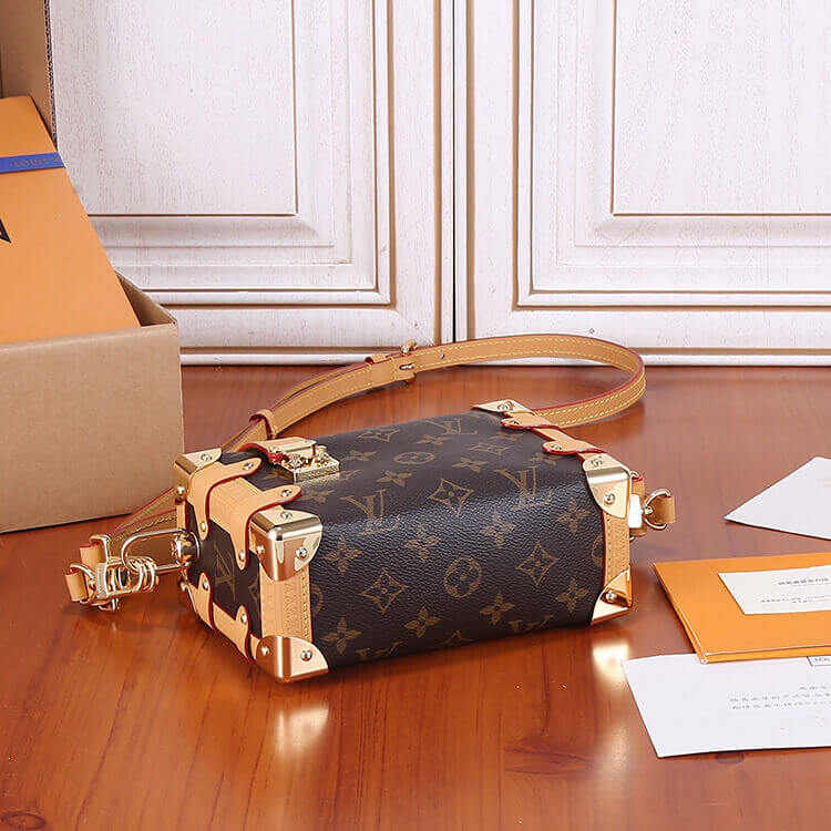 Replica LV Side Trunk PM M46815 (5)