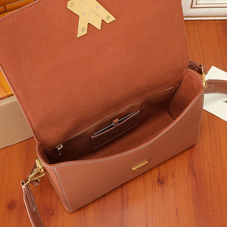 Replica LV Soft Twist M24640 (6)