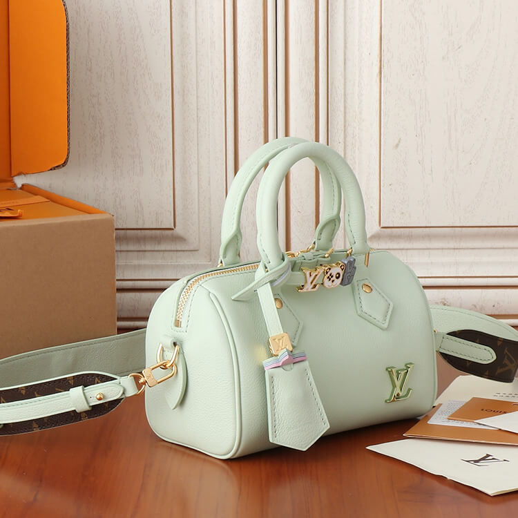 Replica LV Speedy 18 LV&I M24604 (3)