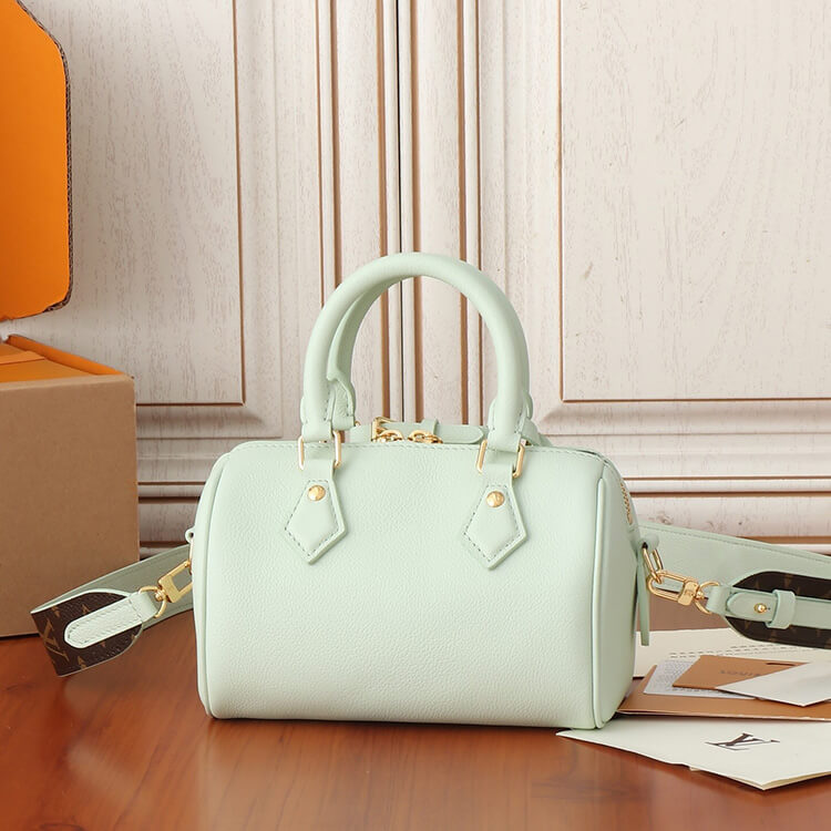 Replica LV Speedy 18 LV&I M24604 (4)