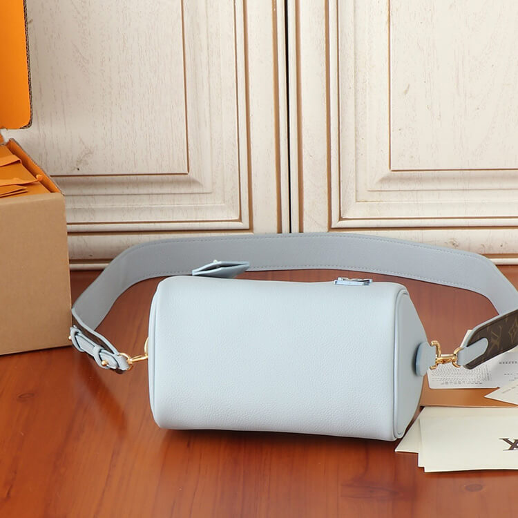 Replica LV Speedy 18 LV&I M24604 (5)