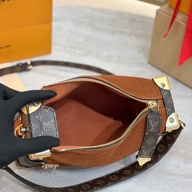 Replica LV Side Trunk MM M15072 (6)