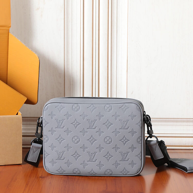 Replica LV Trio Messenger M27185 (4)