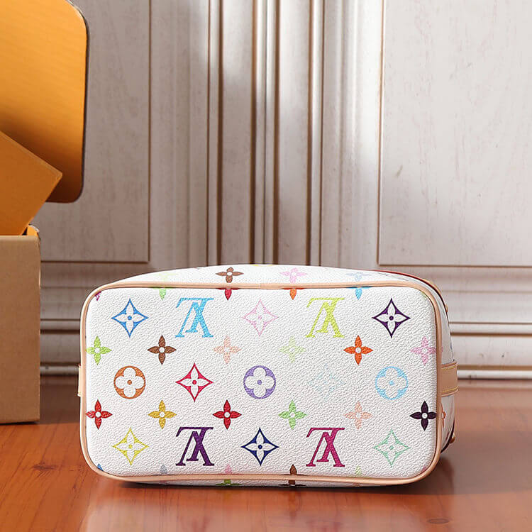 Replica LV x TM Cruiser Toiletry Bag M27900 (5)